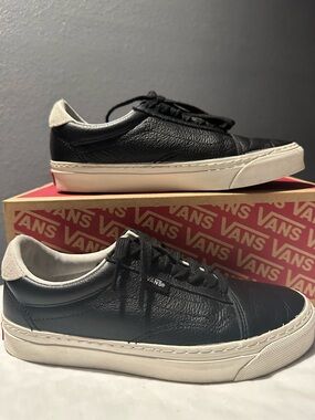 Vans Black Leather Low-Profile Sneakers with White Sole size men’s 5.5 women’s 7
